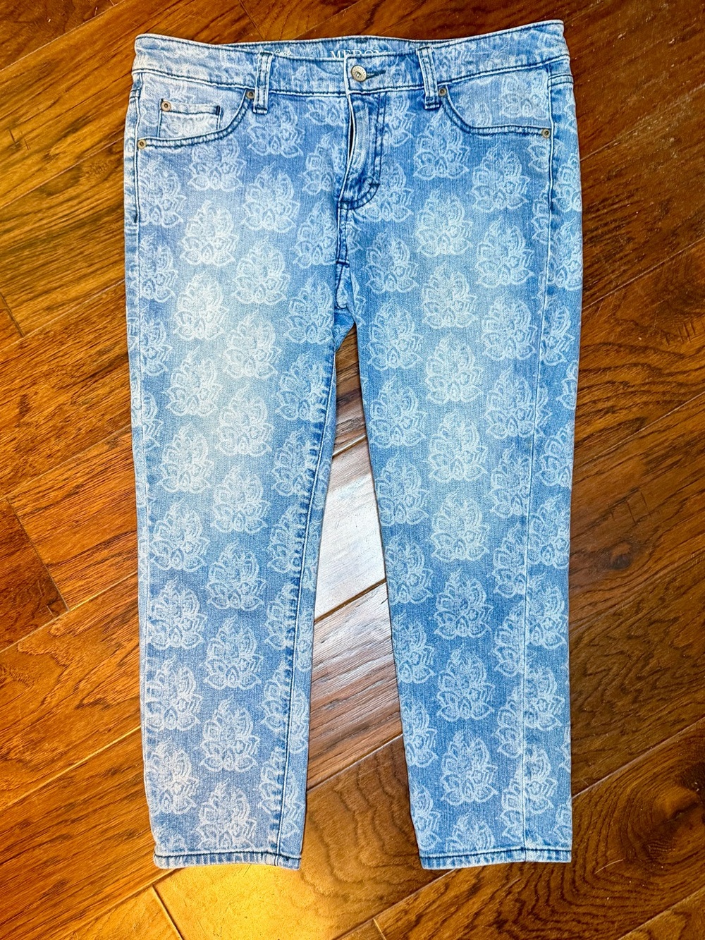 Light Blue Printed Women’s Crop Jeans